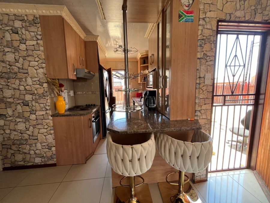 3 Bedroom Property for Sale in Pinehaven Free State